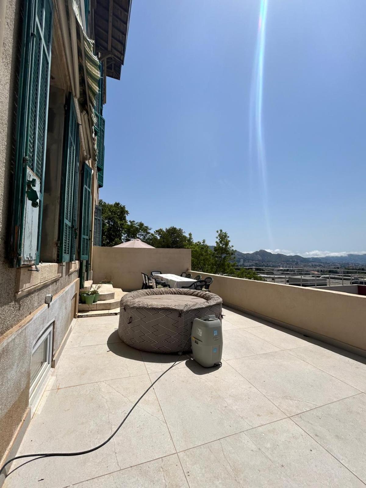 Maisons Detente Jardin, Terrasse Vue Mer Et Spa Marsilia Exterior foto